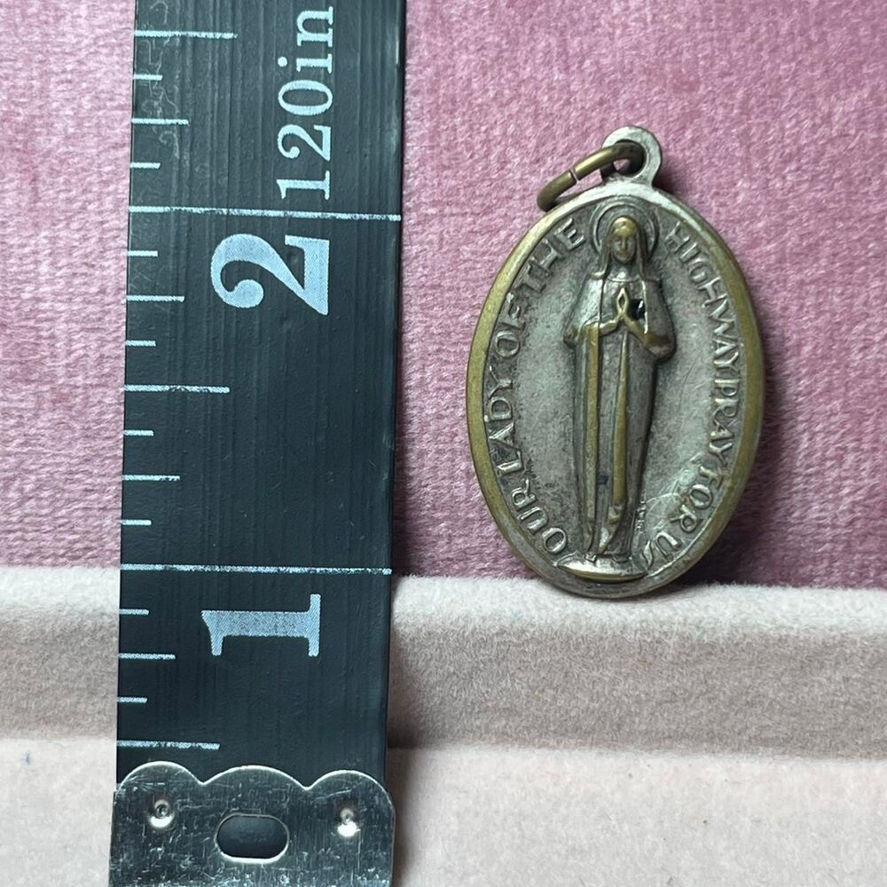 Unbranded Women's Gold and Silver Jewellery